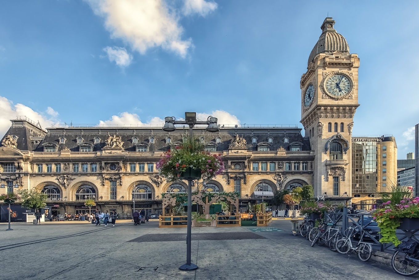 Paris Amplitude taxi moto à la Gare de Lyon : rapidité et confort assurés